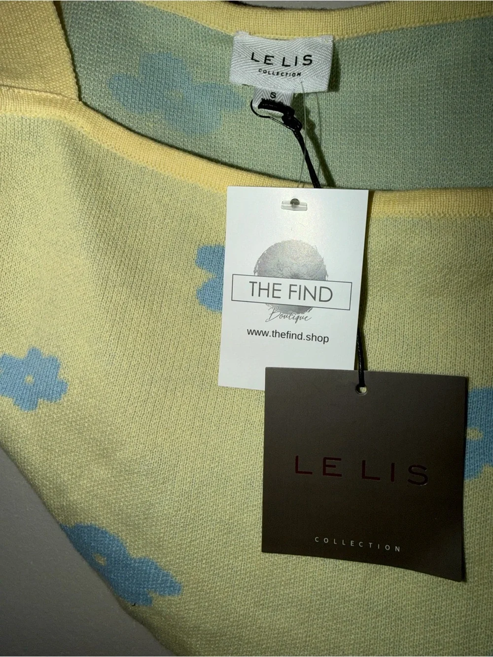 Lelis Collection Women’s Small Yellow Blue Floral Knit Crop Tank NWT